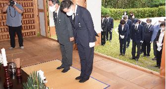 제66회 현충일 참배 4