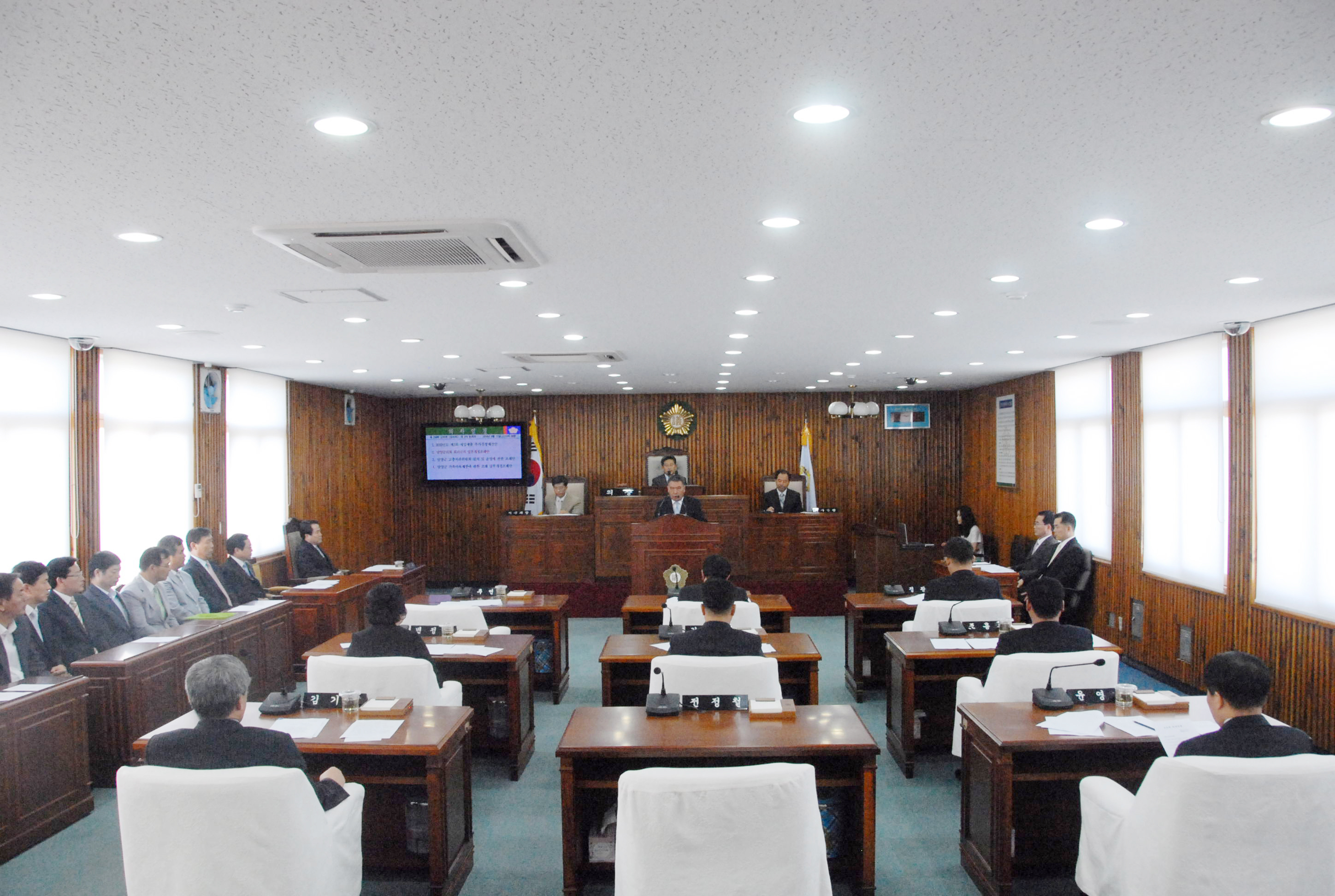 	담양군의회 제210회 임시회 개회 2