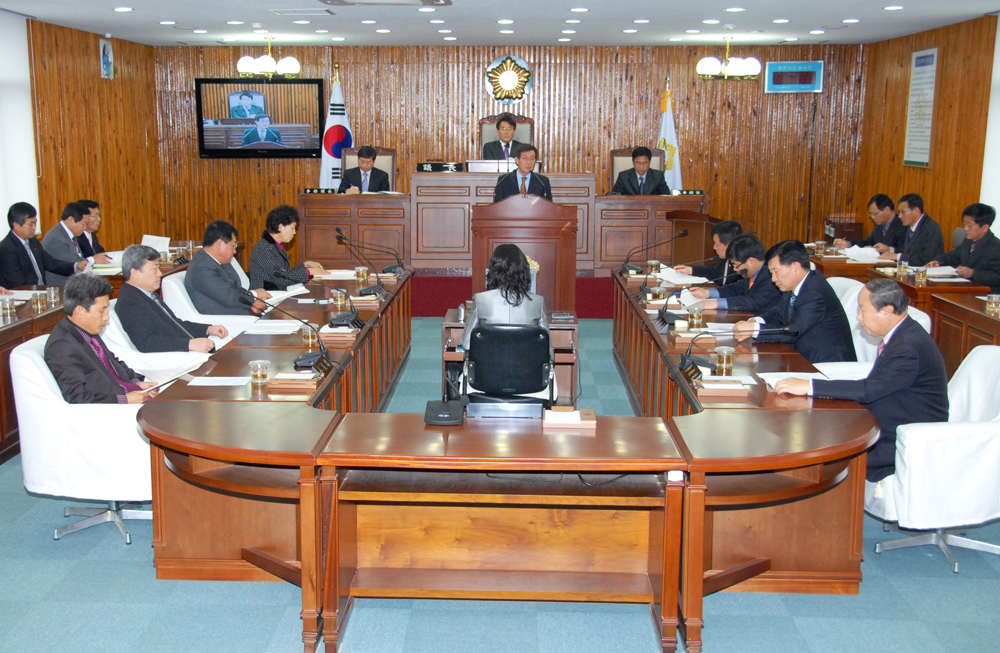 제201회 담양군의회 정례회 . 제1차본회의 (2009. 11. 25) 1
