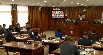 2014년 군정질문 답변 청취