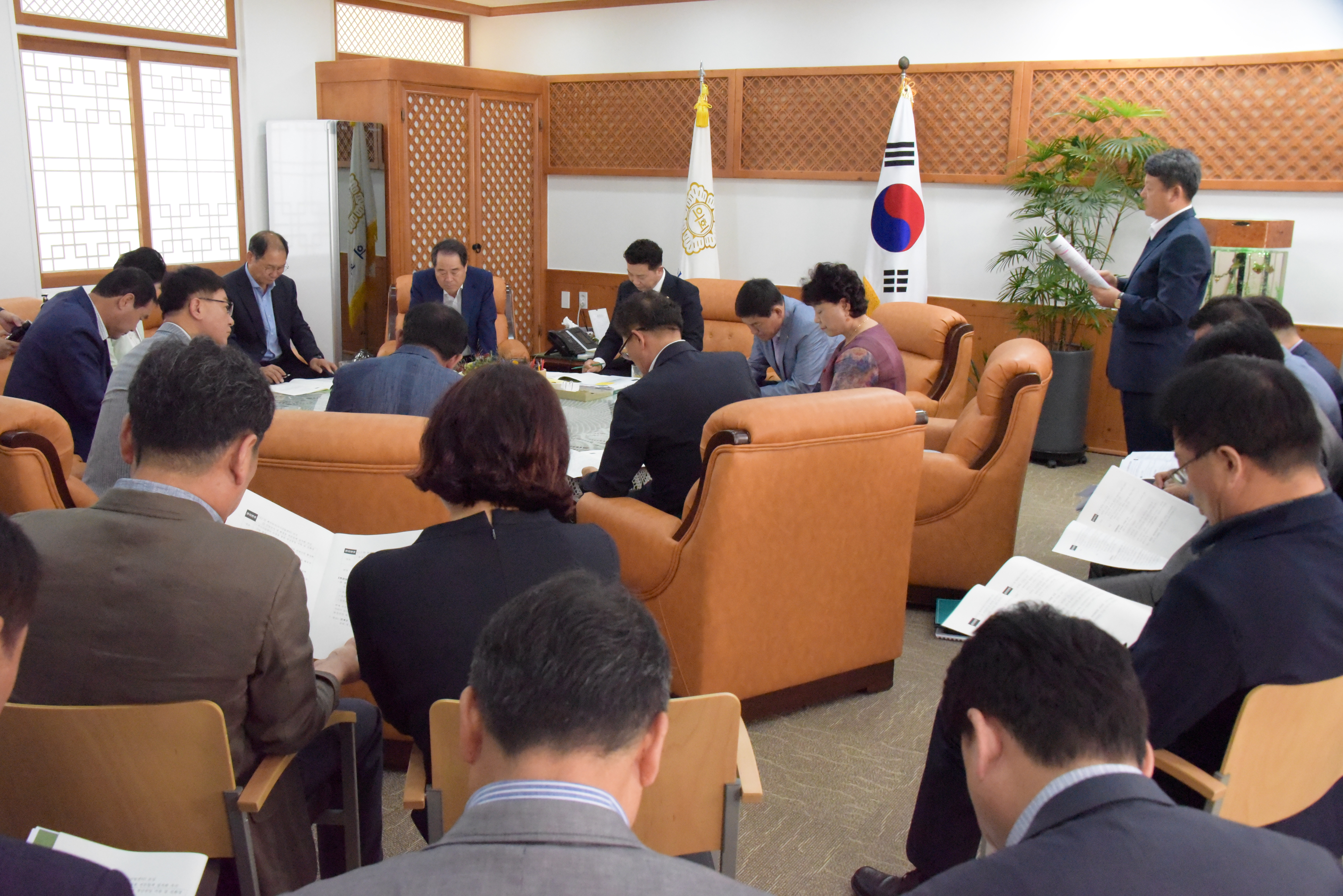 제287회 임시회 개의 정책간담회 1