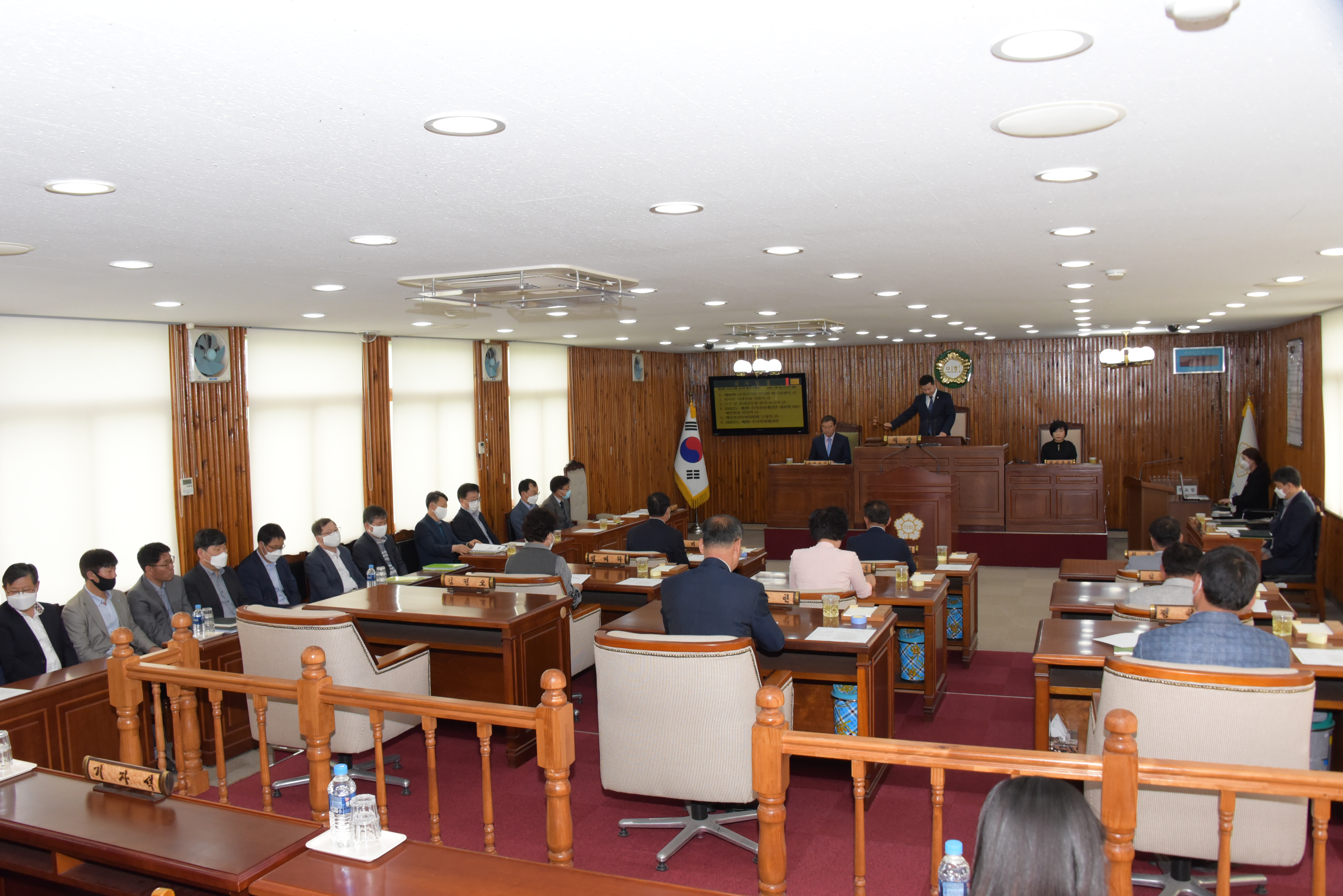 담양군의회, 코로나19 원포인트 추경예산안 원안가결 1