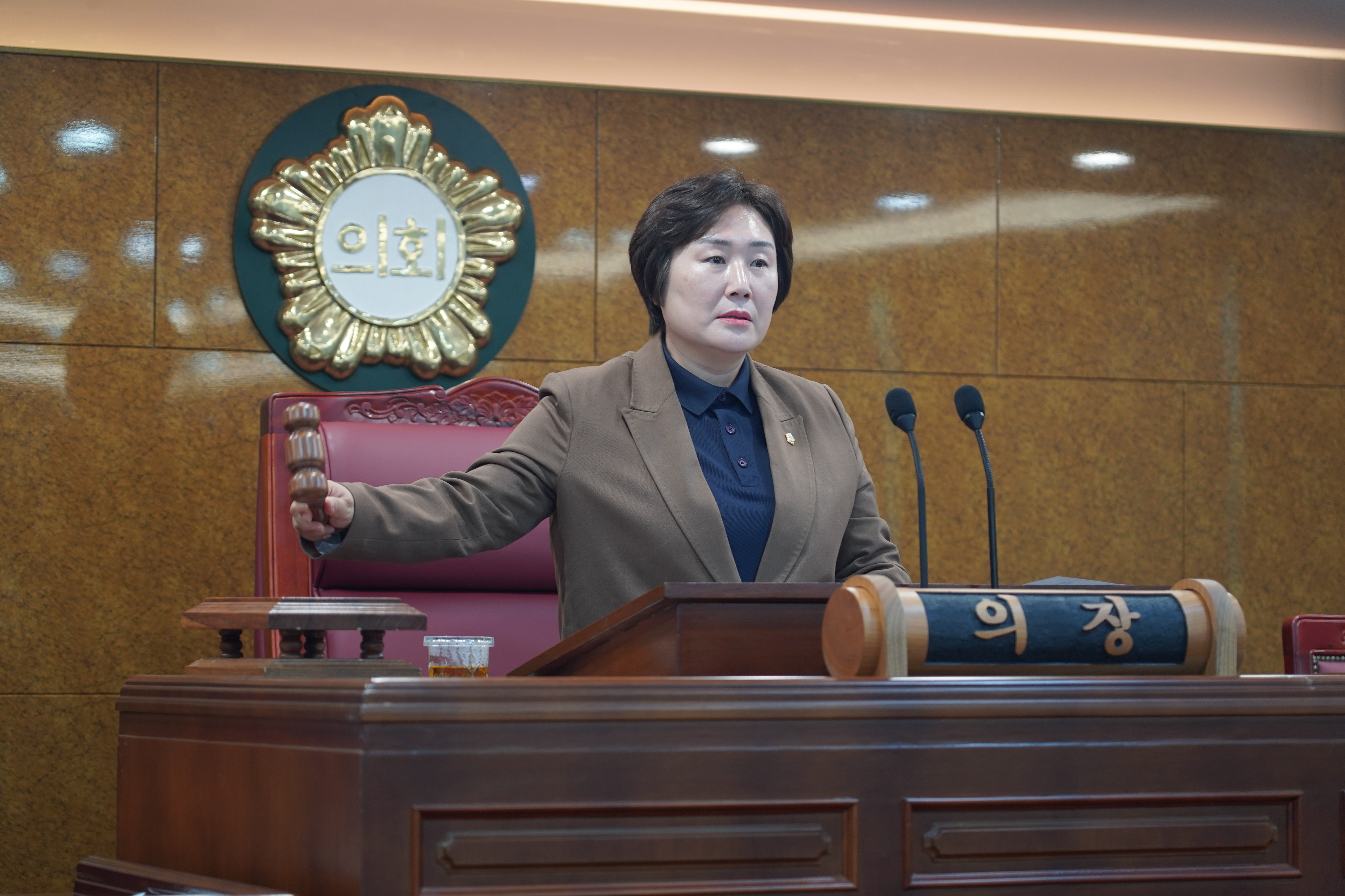 담양군의회, 제335회 임시회 폐회...조례안 등 15건 안건 가결 2
